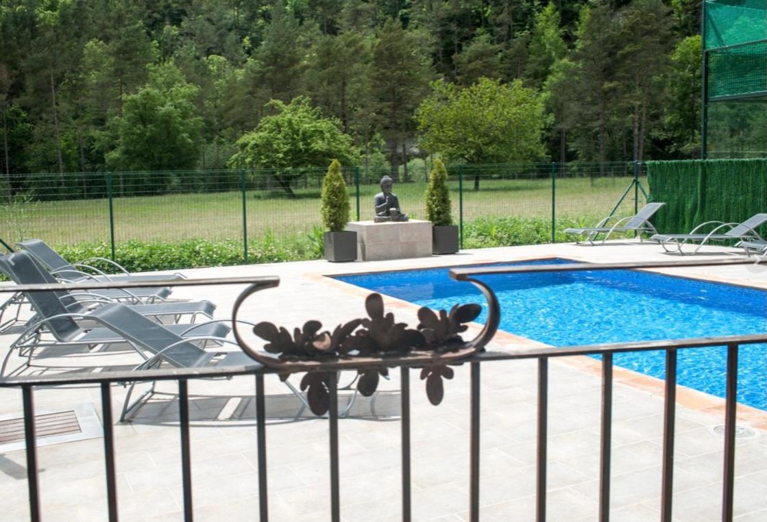 Mas La Riera Guest House Campdevanol Exterior photo